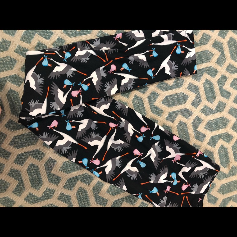 LuLaRoe Strok leggings one size